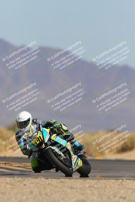 media/Mar-22-2025-CVMA (Sat) [[462c0ffedb]]/Race 13-Amateur Supersport Middleweight/